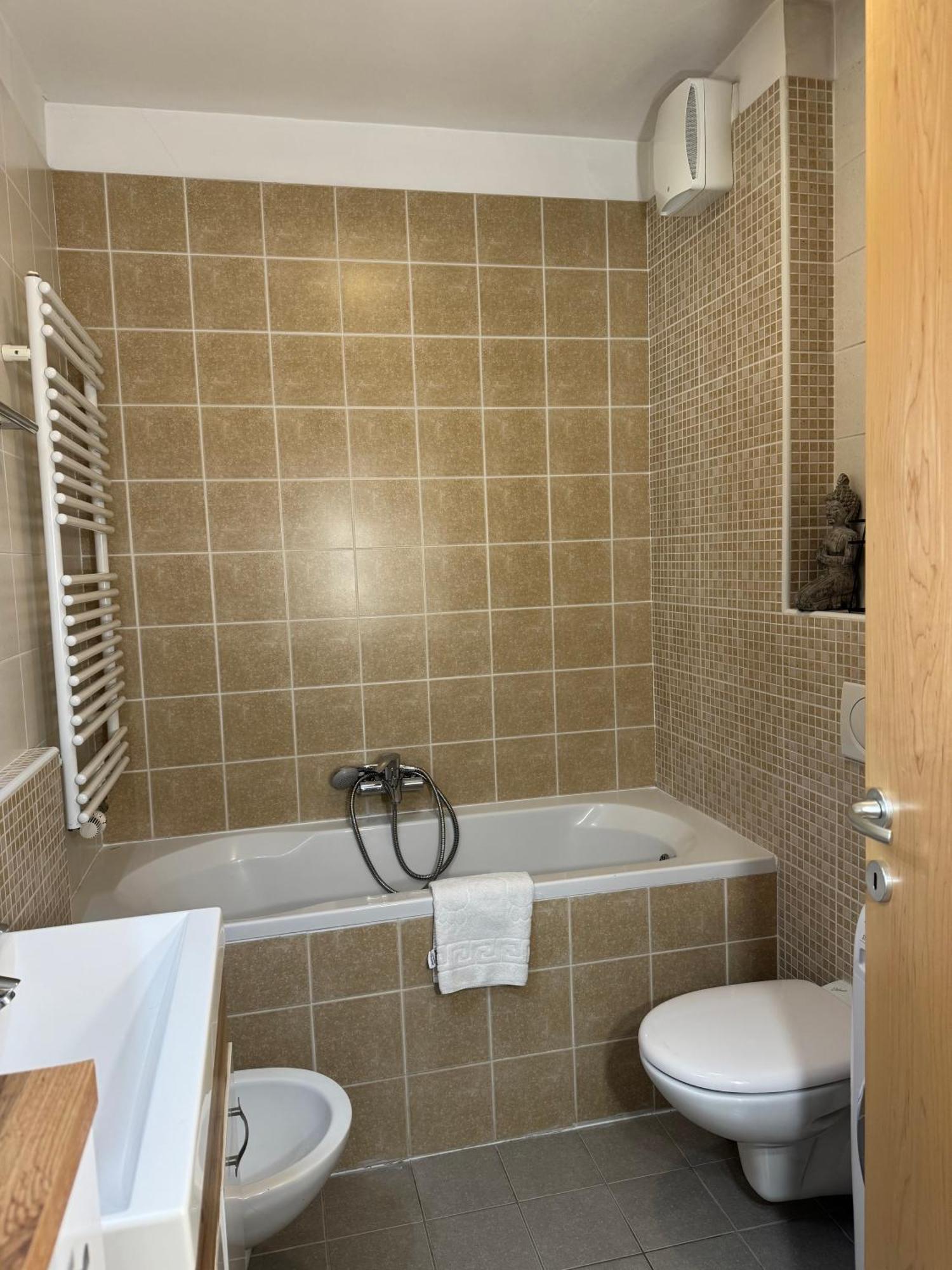 Titanium Apartment Izola Ngoại thất bức ảnh